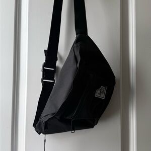 Unisex Black Belt Bag with Adjustable Strap